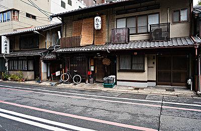 隆重推出……《无人深空：裂隙》